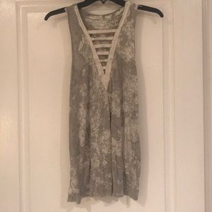 Grey/green layering tank